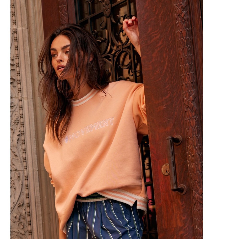 NWT FP MOVEMENT BY FREE PEOPLE ALL STAR COLLEGIATE LOGO PULLOVER